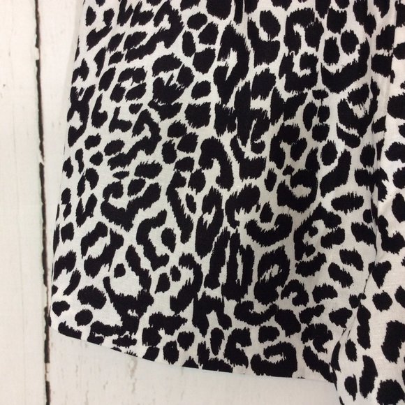 2/$30 J. Crew Black White Animal Print Linen Blend Ruffle Shorts - Picture 10 of 11